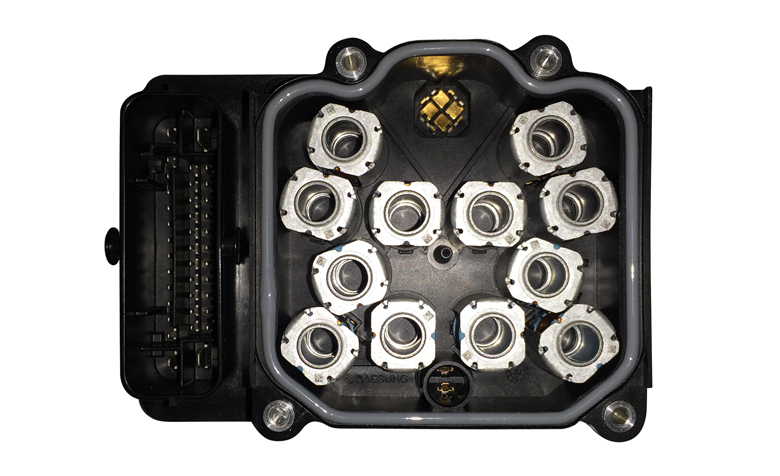 ABS/ESC Coil Housing 전체 모습